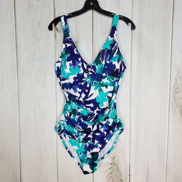 Swimsuit Size 18 - Picture 1 of 1